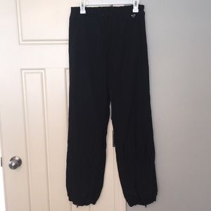 ⚫️Obermeyer Ladies snow pants size 10